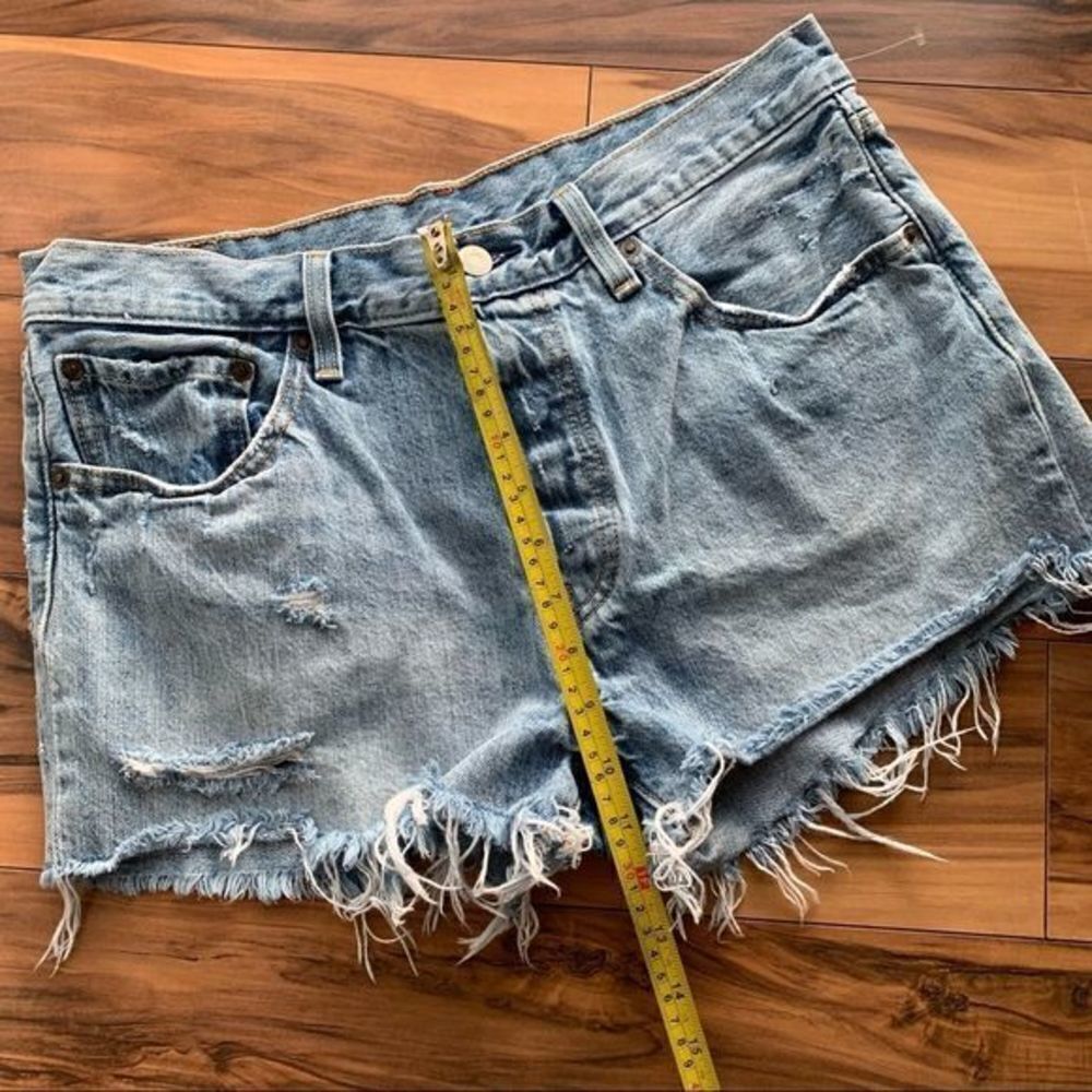 Levi’s - Picture 4 of 8